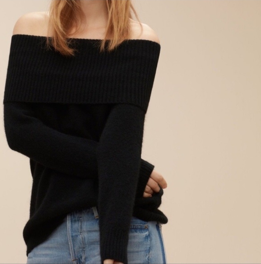 Aritzia Wilfred Black Turtleneck Sweater Xs